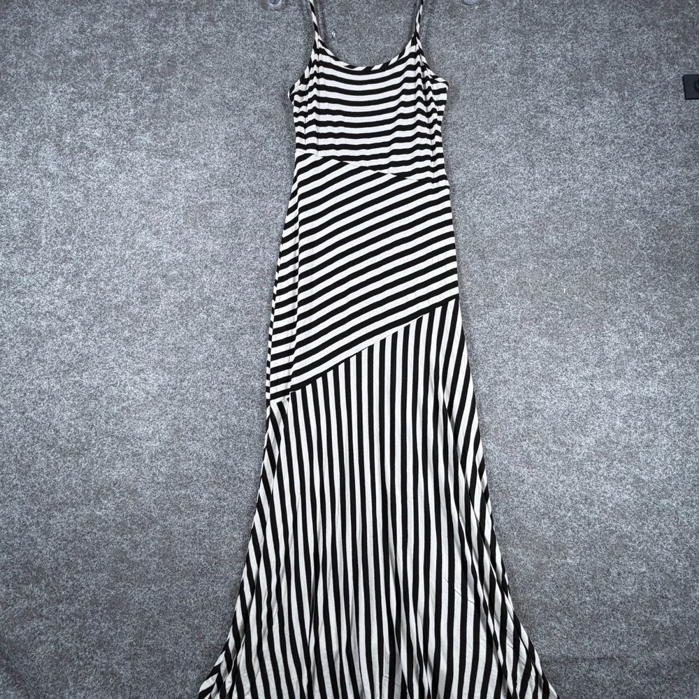 Monteau Los Angeles Maxi Dress Womens Medium White Black Striped Spaghetti Strap